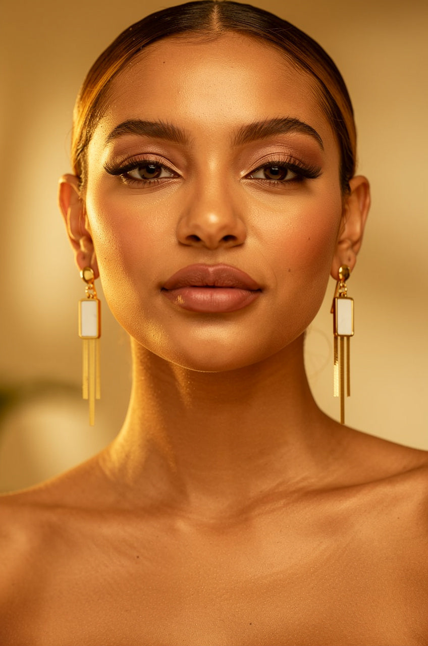 Rieykka's white earring ™️